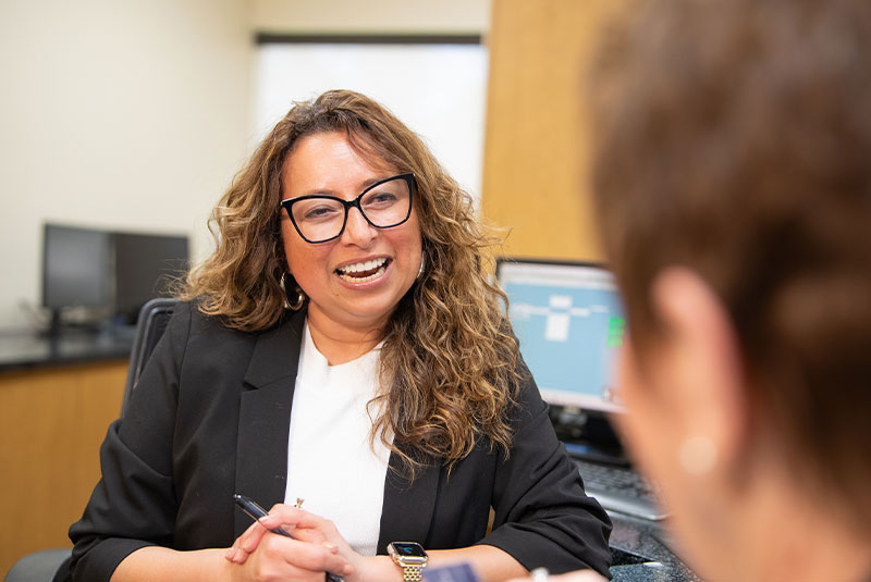 Team member consulting with a Patient